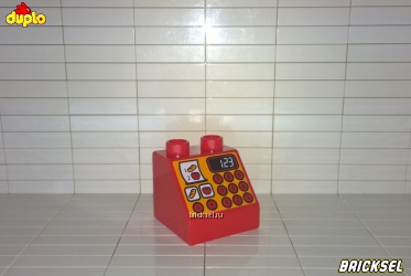 Кубик LEGO DUPLO 2х2 со скосом 45' весы-касса красный